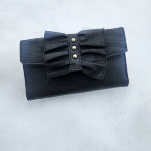 Jessica Simpson Elegant Black Bow Wallet